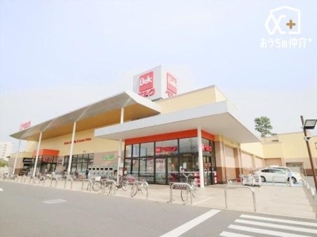 周辺環境 徒歩4分。【ベルク狭山入間川店】営業時間：9:00-0:00 食料品や日用品を販売するスーパーです。駐車場も大きく便利なスーパー。 310m