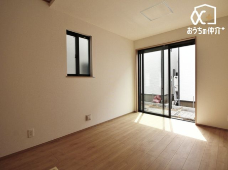 寝室 寝室にオススメな6.37帖洋室の様子です。