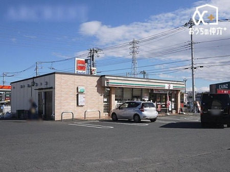 周辺環境 セブンイレブン新座大和田3丁目店 徒歩4分。みんな大好きセブンイレブン。ホットスナックが美味しい。有名店とのコラボや定期的なフェアも開催しているので飽きないですね。 280m