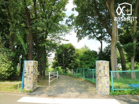 周辺環境 清瀬市立清明小学校 徒歩14分。【通学　区域】旭が丘1丁目-6丁目、下宿1丁目（ただし1番1-8号第八小区域を除く）-3丁目 1080m
