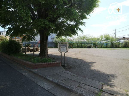 周辺環境 恩多児童遊園 徒歩10分。トイレ・ベンチ・遊具（ブランコ・すべり台・ジャングルジム・雲梯・土管・砂場）・水飲場・防火貯水槽 800m