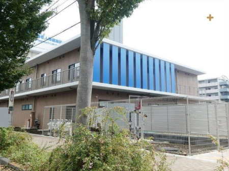 周辺環境 社会医療法人社団愛有会久米川病院 徒歩14分。【診療時間】9:30-10:30　14:00-15:00【診療内容】内科・外科・整形外科・泌尿器科 1120m