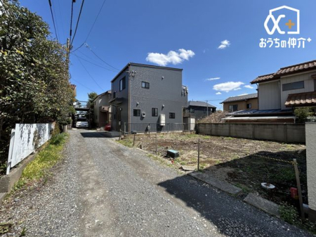 現地土地写真 北側接道を含めた現地の様子