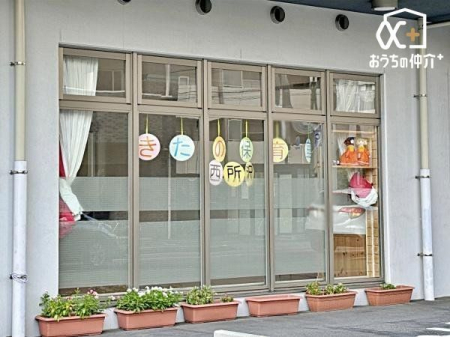 周辺環境 きたの保育室西所沢 徒歩2分。開園時間　平日7:30～18:30／休園日　土曜日、日曜日、祝日年末年始（29～3日）／定員12名 110m