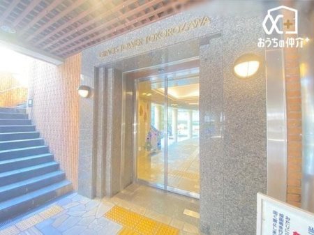 エントランス お手入れの行き届いたエントランス