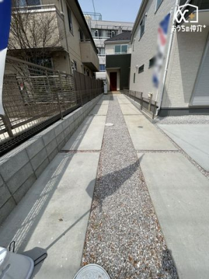  カースペース2台分