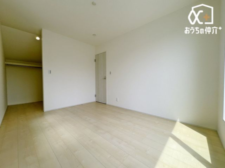 子供部屋 バルコニーに面している6帖の洋室は子度部屋におすすめ