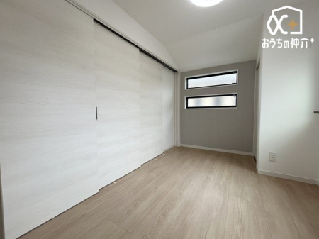 周辺環境 清瀬市立清瀬小学校 徒歩12分。【通学　区域】上清戸2丁目、中清戸2丁目、中里3丁目・4丁目、中里5丁目・6丁目の一部 900m