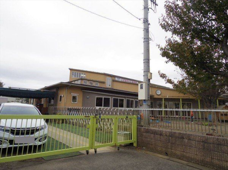 周辺環境 徒歩7分。【こどものくに保育園】保育時間平日7:00～19:00。健康で躍動的な子。どんな環境の中でも自分を十分に発揮できる子。 530m