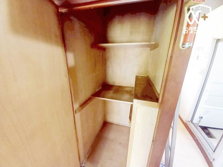 収納 廊下にある大きめの収納です。