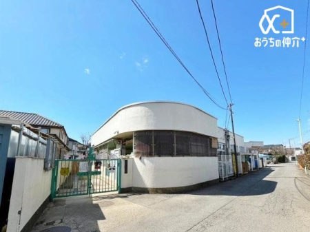 周辺環境 東久留米市立はくさん保育園 徒歩9分。朝の体操等で身体をいっぱい動かしたり散歩などを通して外気にふれたり身体づくりを心がけている 700m