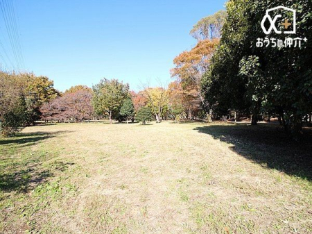 周辺環境 都立小金井公園 徒歩25分。面積：774737.07平方メートル 1990m
