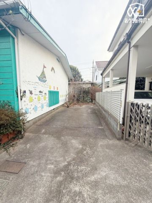 その他 ひまわり公園まで徒歩２分！毎日のお散歩やお子様の遊び場としても！