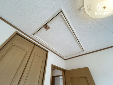 収納 小屋裏収納