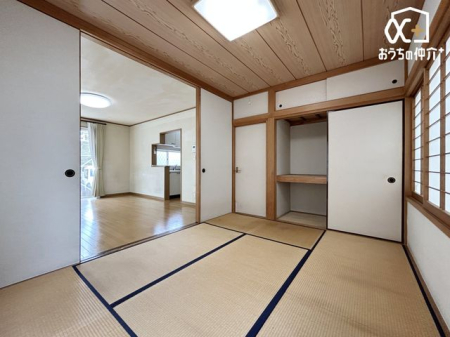 その他内観 リビングに隣接した和室