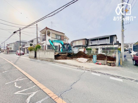 周辺環境 セブンイレブン　清瀬野塩１丁目店 徒歩17分。秋津駅北口から徒歩約10分 1320m