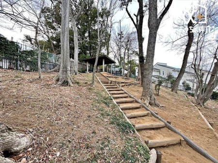 周辺環境 山室緑地公園 徒歩57分。 4500m
