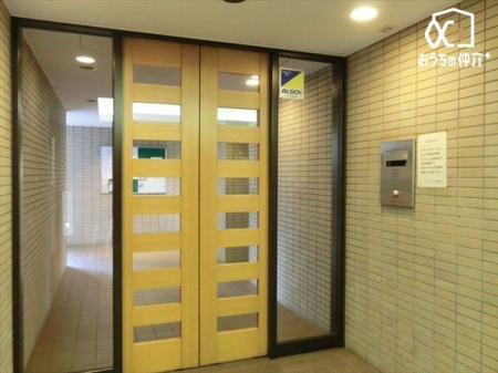 エントランス オートロック付きのお住まい