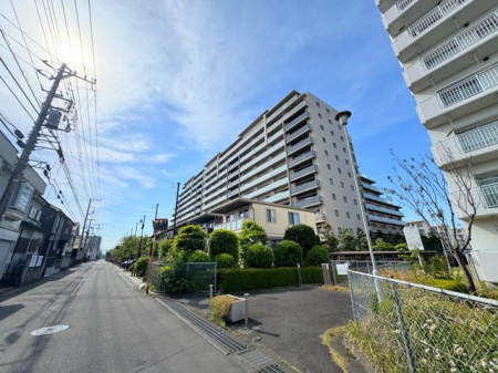 その他 大型コミュニティマンションです。