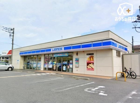 周辺環境 徒歩6分。【ローソン入間上藤沢店】営業時間 24時間営業　車椅子対応の駐車場　宅配サービスあり 470m