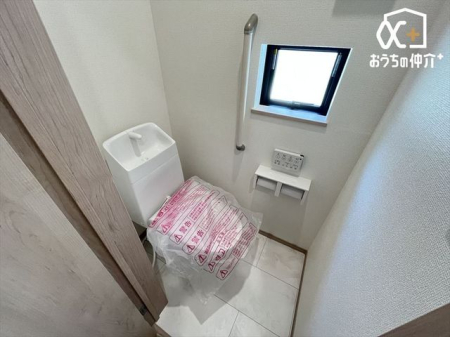 周辺環境 生鮮市場　西みずほ台店 徒歩9分。営業時間10：00～19：00 700m