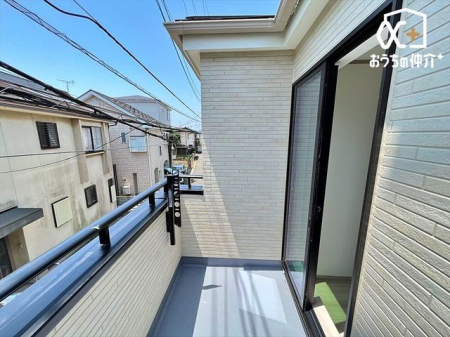 周辺環境 ドラッグセイムスみよし台店 徒歩10分。 770m