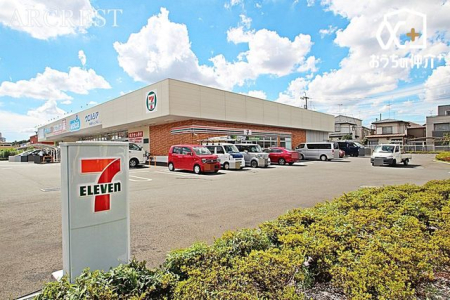 周辺環境 セブンイレブン新座野火止7丁目店 徒歩8分。みんな大好きセブンイレブン。ホットスナックが美味しい。有名店とのコラボや定期的なフェアも開催しているので飽きないですね。 610m