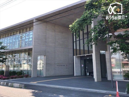 周辺環境 所沢市こどもと福祉の未来館 徒歩16分。地域福祉の「地域福祉センター」や子育て支援・発達支援の「こども支援センター」があり地域の人々の活動や交流ができます。 1210m