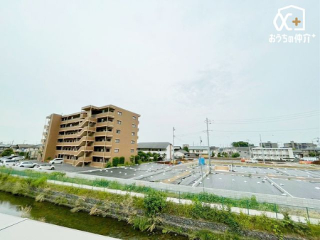 周辺環境 上藤沢第三公園 徒歩13分。 1000m