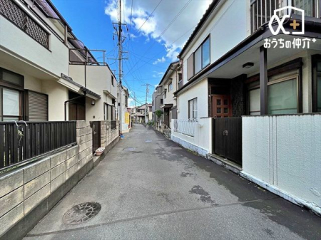 現地土地写真 子育てファミリーはもちろん、ゆったりと暮らしたい方にもおすすめしたい、落ち着いた住環境になっております。