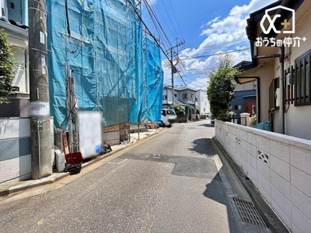 周辺環境 富士見市立東中学校 徒歩25分。羽沢3、山室1-2、諏訪1、大字東久保、大字上南畑、大字下南畑一部、大字南畑新田一部、大字鶴馬一部区域 1990m