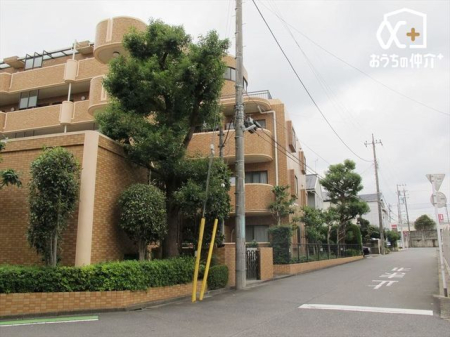 現地外観写真 小学校まで徒歩圏内で、毎日の通学も安心。子育て世代に嬉しい立地で、通学時間を短縮し家族の時間も増やせます！