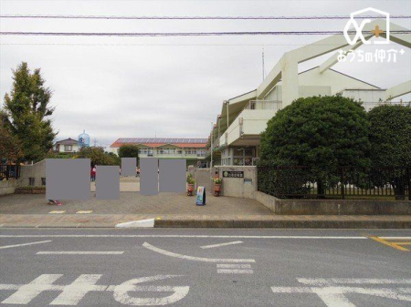 周辺環境 徒歩3分。【白梅幼稚園】教育方針：明るくのびのびとした環境の中で、自由に遊べる時間を大切にしています。 230m