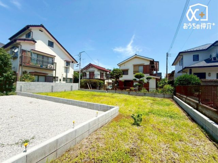 周辺環境 徒歩7分。【藤沢東小学校】1976（昭和51）年に開校 550m