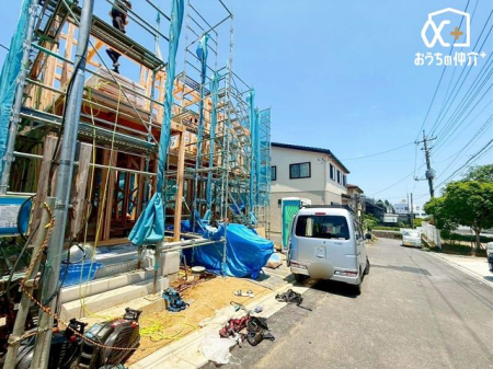 現地外観写真 新久小学校まで徒歩12分