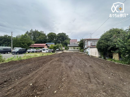 現地土地写真 南側接道の様子