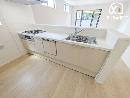 現地外観写真 穏やかな雰囲気と治安の良さが魅力の閑静な住宅街。小さなお子さまがいるご家庭にもおすすめな住環境です。