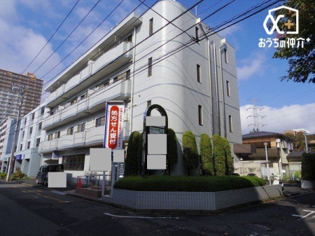 周辺環境 ちびっ子の森保育室 徒歩6分。西武池袋線「小手指駅」が最寄りの保育園でございます。 420m