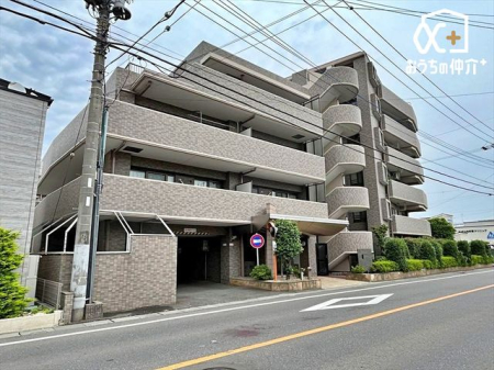 周辺環境 ベルク　関沢店 徒歩7分。営業時間9：00～0：00　駐車場の広いスーパーです。 540m