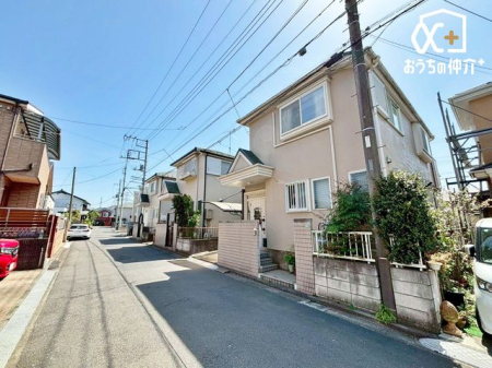 現地外観写真 子育てファミリーはもちろん、ゆったりと暮らしたい方にもおすすめしたい、落ち着いた住環境になっております。