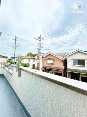 その他内観 ≪トイレイメージカラー≫ピュアホワイト色を採用【キレイ長持ち“Ｇコート”】Ｇコートで表面をミクロレベルまでつるつる。付いた汚れも落ちやすく、焼付けなので効果は半永久的。