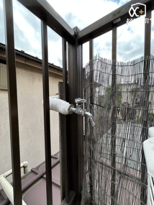 その他 バルコニーに水栓完備