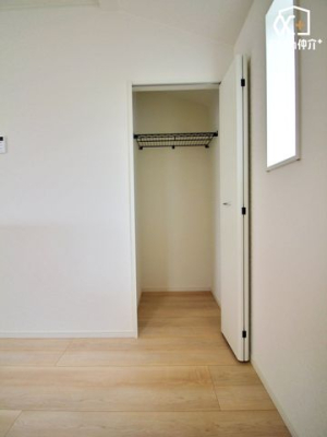 収納 たっぷり収納できるクローゼット付き！お洋服や子供たちの思い出の品を大切に保管できますね！
