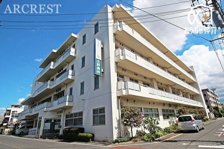 周辺環境 医療法人昭仁会北野病院 徒歩13分。各種健康診断や人間ドック、内科・消化器科の外来診療に加え、高齢者診療にも強い病院です。 980m