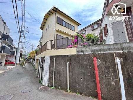 現地外観写真 落ち着いた閑静な住宅街です。