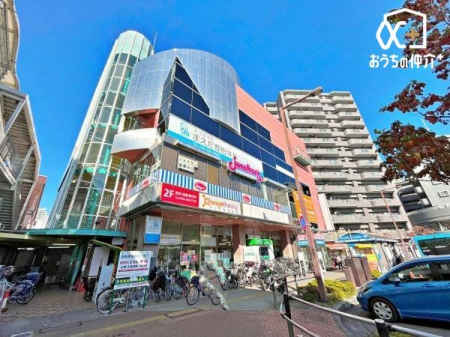 周辺環境 スーパーヤマザキ東久留米東口店 徒歩8分。 640m