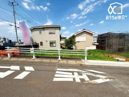 周辺環境 徒歩27分。【武蔵藤沢駅　西口】車椅子対応のトイレ・入り口あり 池袋駅まで34分 2090m