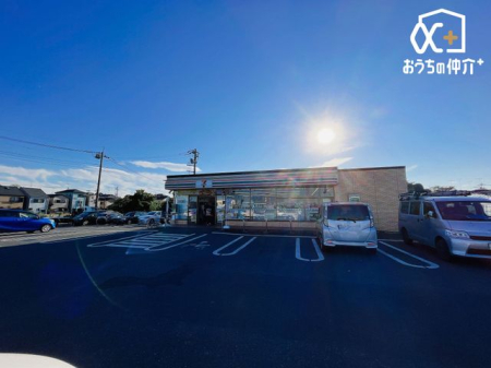 周辺環境 セブンイレブン富士見鶴馬前谷店 徒歩3分。 200m