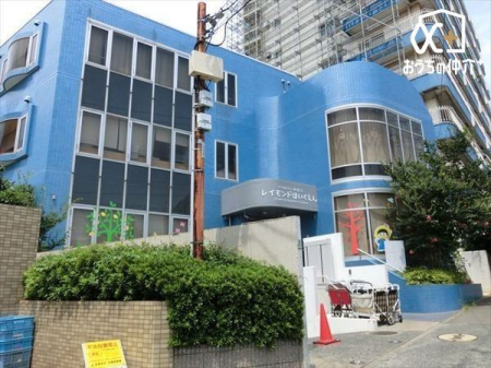 周辺環境 レイモンド田無保育園 徒歩5分。平成23年開園。延長保育・乳児保育・障害児保育：有 独自の保育観や空間へのこだわり、子供との関わり方を持っています。 340m