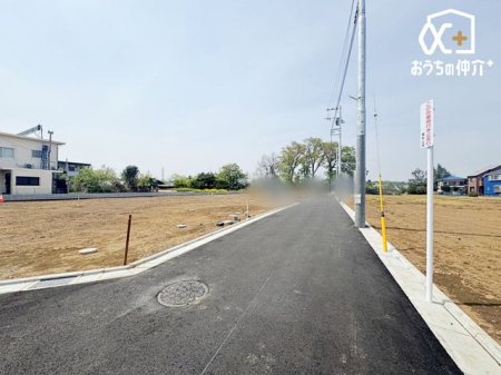 現地外観写真 北東側新設道路の様子